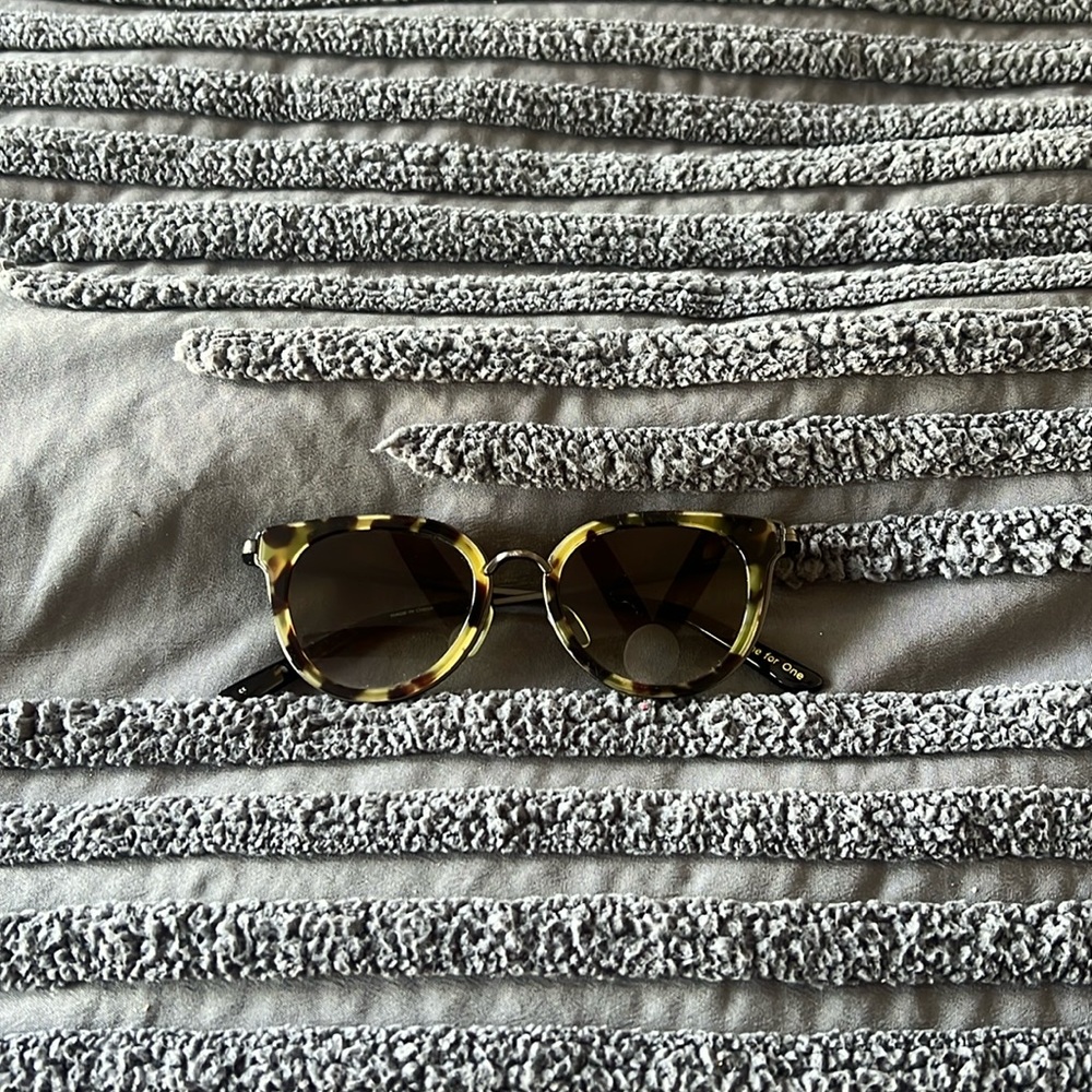 TOMS Sunglasses
